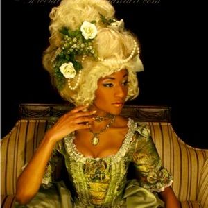 Meet your Posher, Diva Avenue